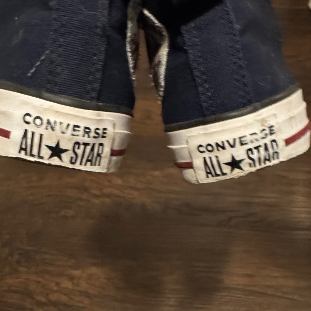 Converse Dark Blue MidTop Canvas Sneakers, Sz 5, Like New - Picture 8 of 10